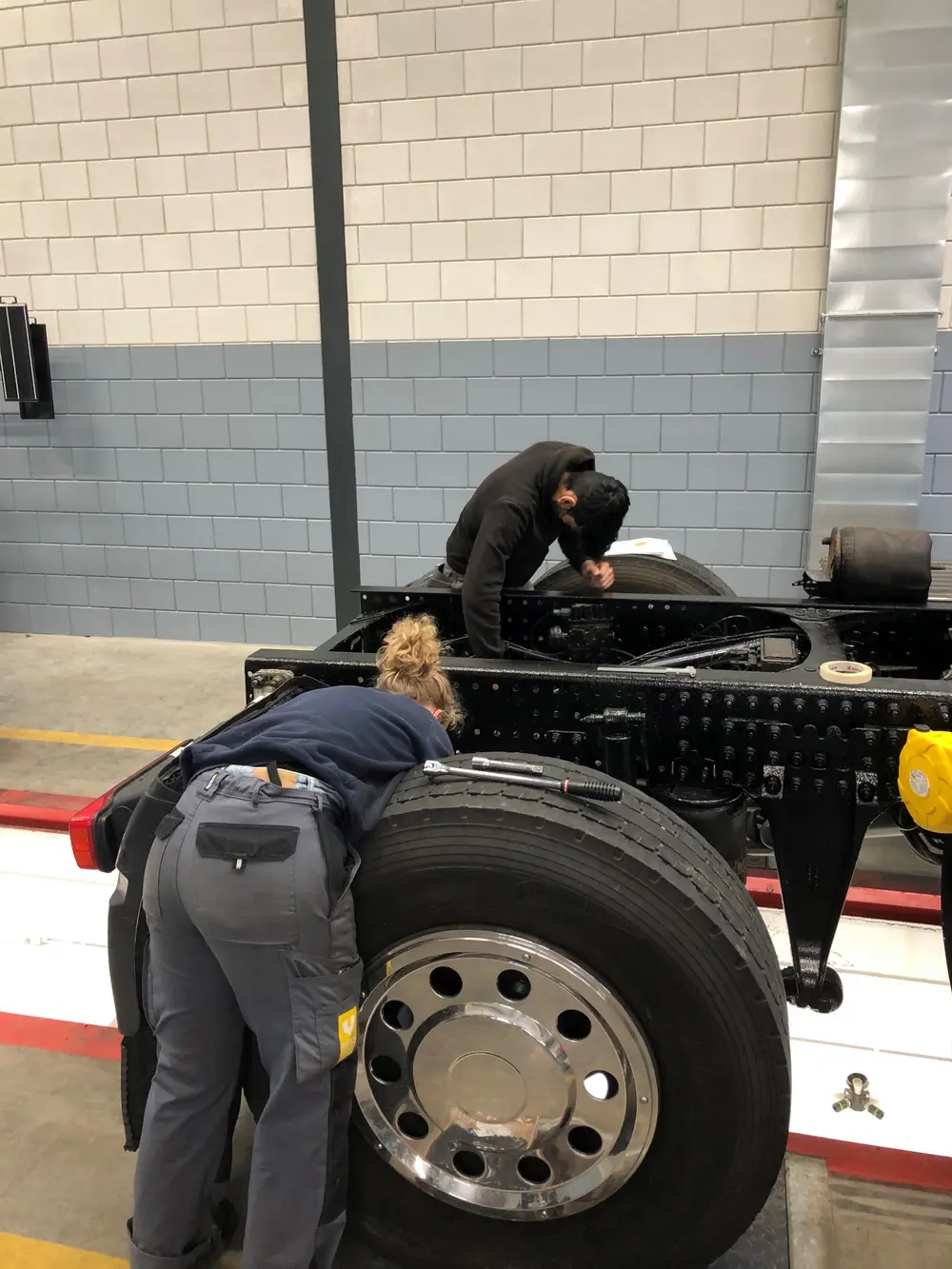 leerlingen aan het werk 1