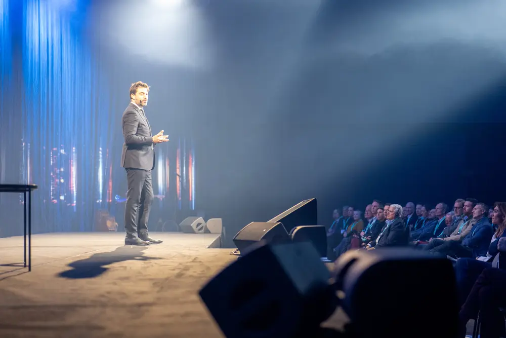 Bouchez spreekt op bouwforum