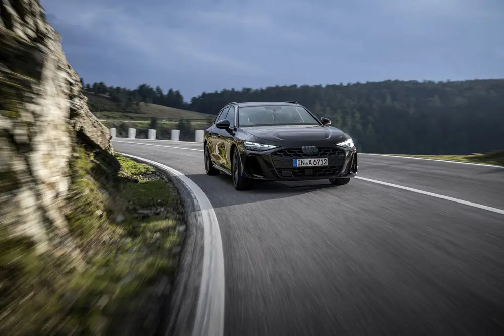 Rijtest Audi A6 Avant TDI mild hybrid quattro S tronic (150 kW/204 pk) 02