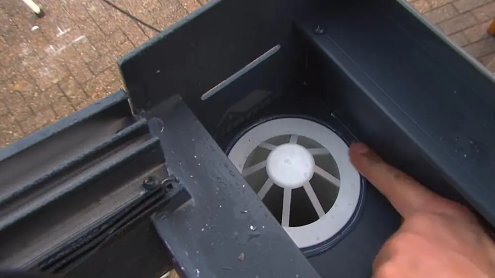 bladvanger goot afvoerpunt