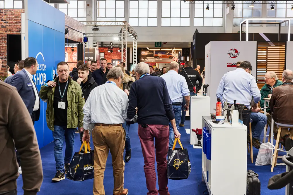 AutoTechnica is bovenal een ontmoetingsplaats waar leveranciers, garagisten, distributeurs en beleidsmakers rechtstreeks met elkaar in gesprek gaan