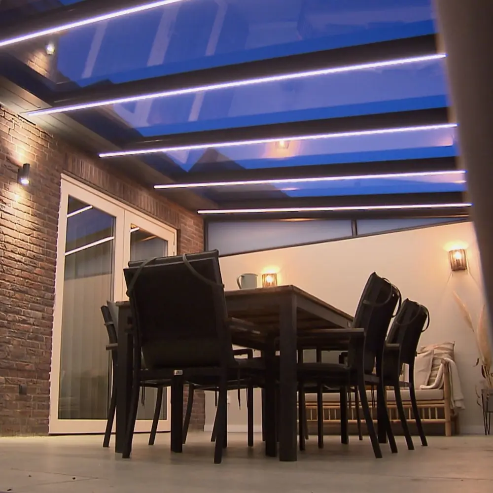 Verlichting onder de terrasoverkapping