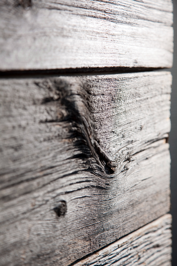 Detail van verweerde nerven en noesten