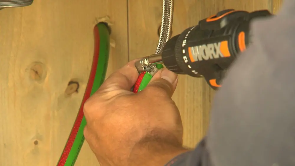 watertoevoer tuinslang