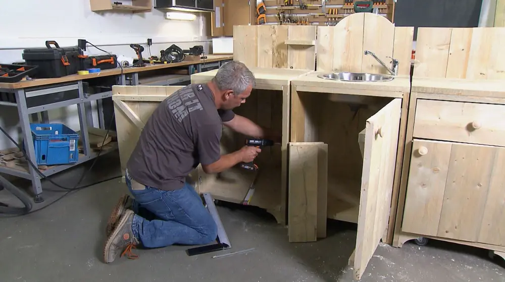 wie handig is maakt er een zelf