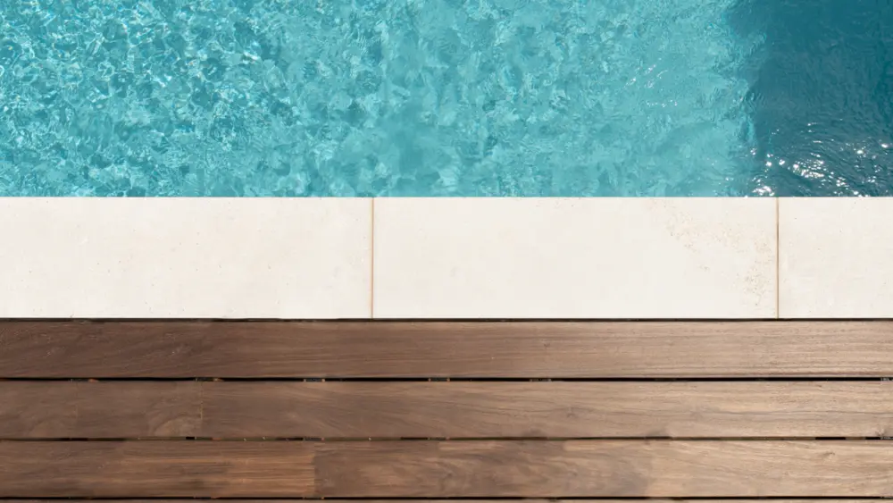 Welke trends sieren de moderne zwembadrand?