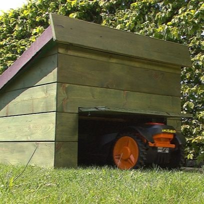 GRASROBOT GARAGE