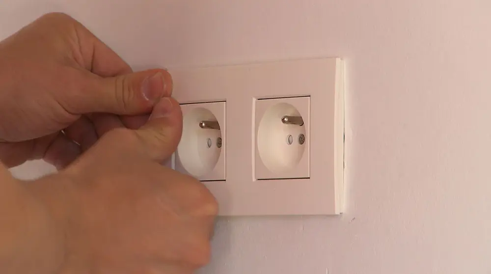 Het afdekplaatje verzorgt de finishing touch