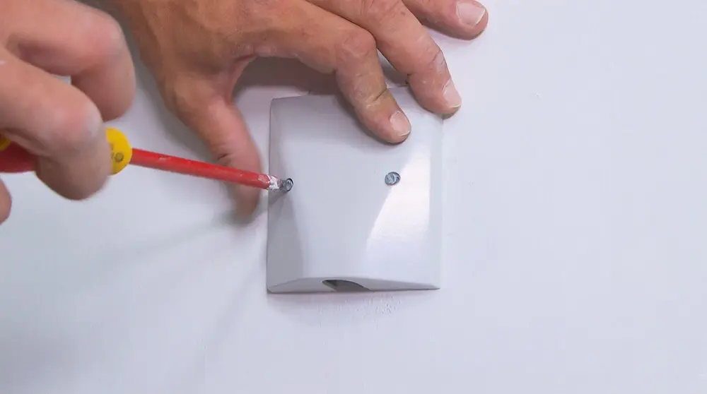 Als alle draden op hun plaats zitten,