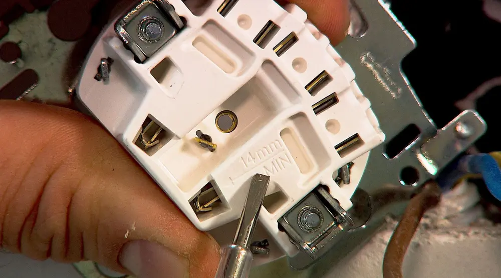 schakelmateriaal installeren