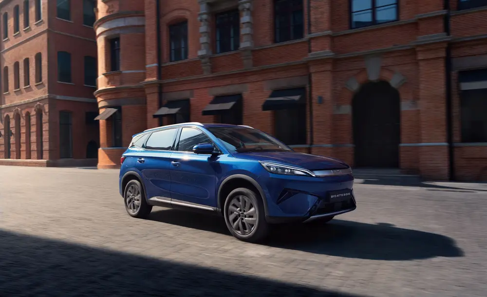 De vernieuwde BYD ATTO 3 EVO bouwt verder op het originele concept met een aangescherpt design en verbeterde proporties voor dagelijks gebruik