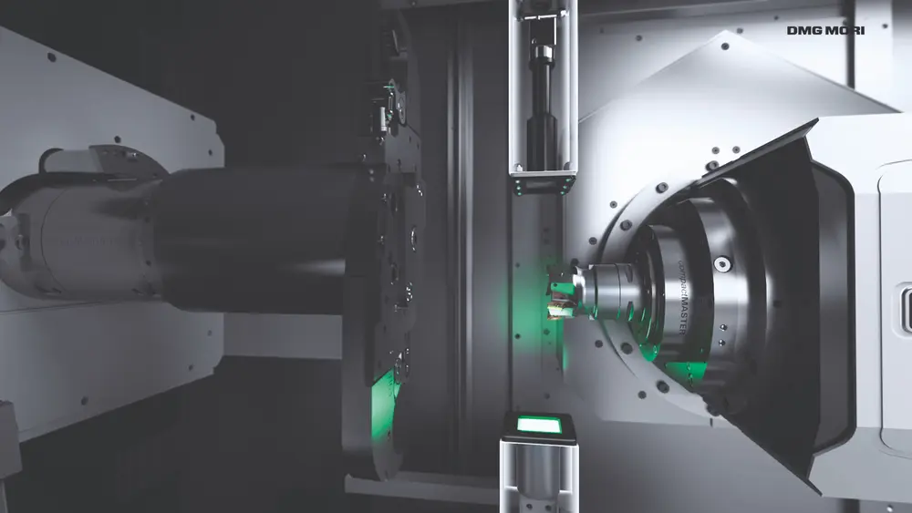 Met behulp van een geïntegreerd camerasysteem wordt een 3D-model gegenereerd wordt van de gereedschappen en vergeleken met de master. Dat gaat volledig contactloos en sneller, zodat je bij elke wissel de gereedschappen kan controleren op gebruikssporen