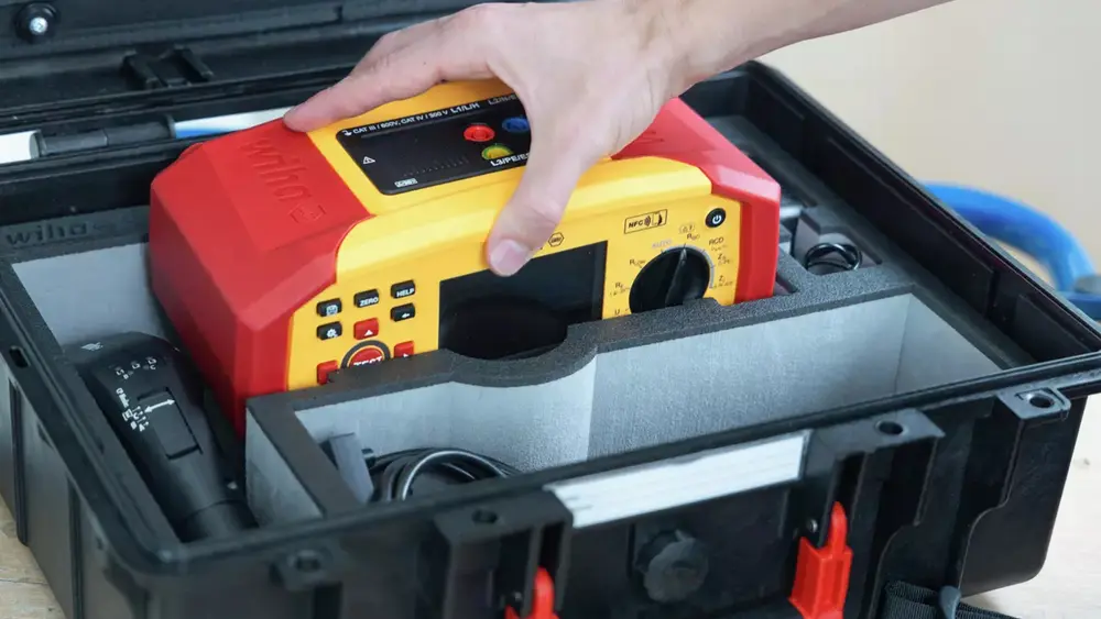 Wiha installatietester MFT one (2/3)