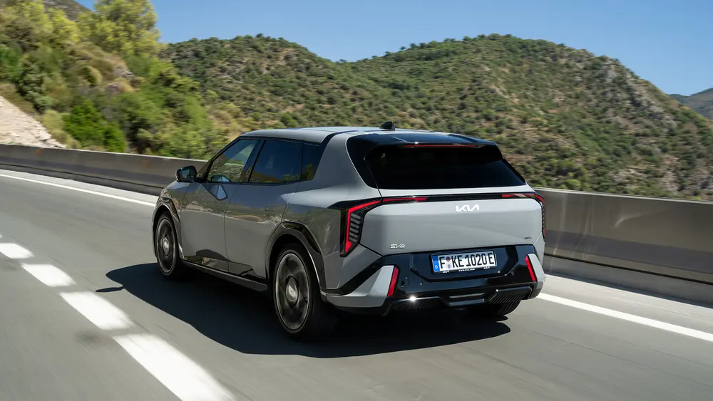 Rijtest Kia EV4 Hatchback, GT-line 2WD (81,4 kWh – 150 kW/204 pk) 08