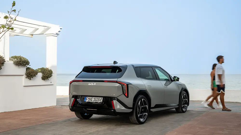 Rijtest Kia EV4 Hatchback, GT-line 2WD (81,4 kWh – 150 kW/204 pk) 10