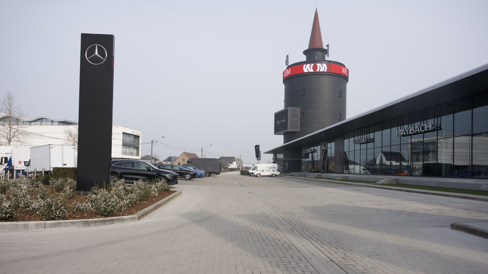 De vernieuwde Mercedes-Benz showroom van Ghistelinck in Waregem werd ingericht volgens het MAR20X-concept en legt de nadruk op beleving en digitalisering