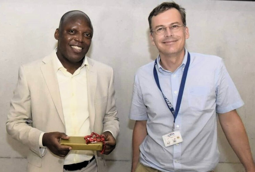 Pr Mbiya et Pr Van der Linden