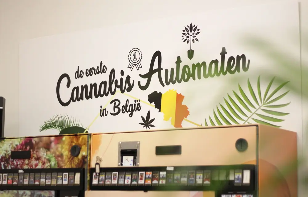 Cannabisspeciaalzaak CBD De Boeren Kortrijk Nicolas Debouverie