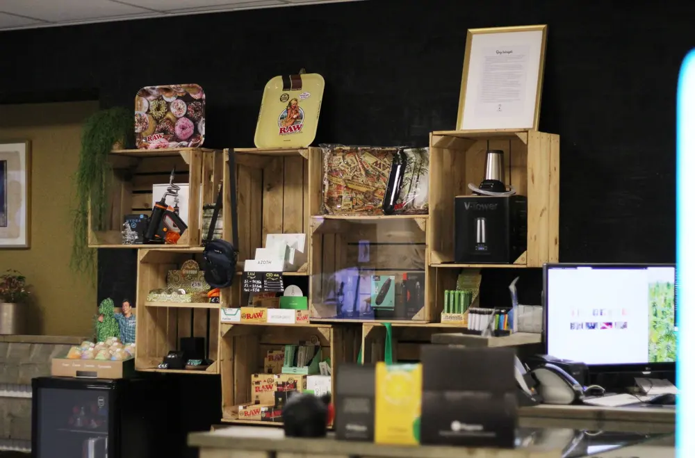 Cannabisspeciaalzaak CBD De Boeren Kortrijk Nicolas Debouverie