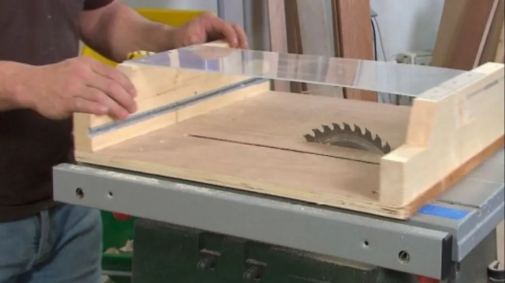 CHARIOT DE SCIE CIRCULAIRE