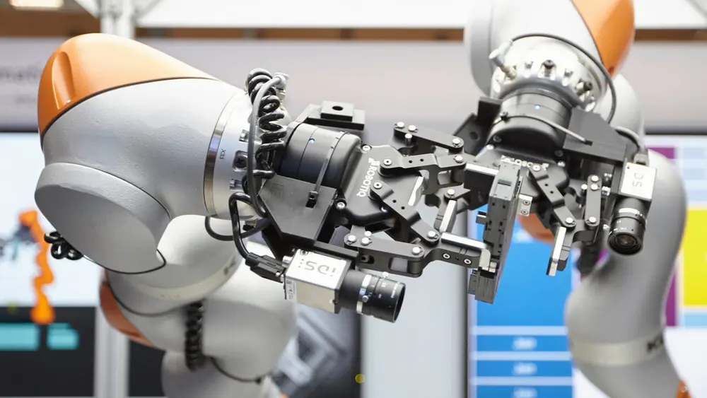 ARTIFICIAL INTELLIGENCE ON THE SHOP FLOOR