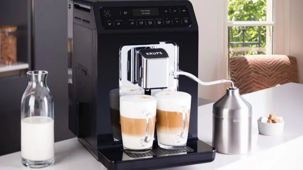 Dit volautomatische espressoapparaat van Krups reinigt zichzelf