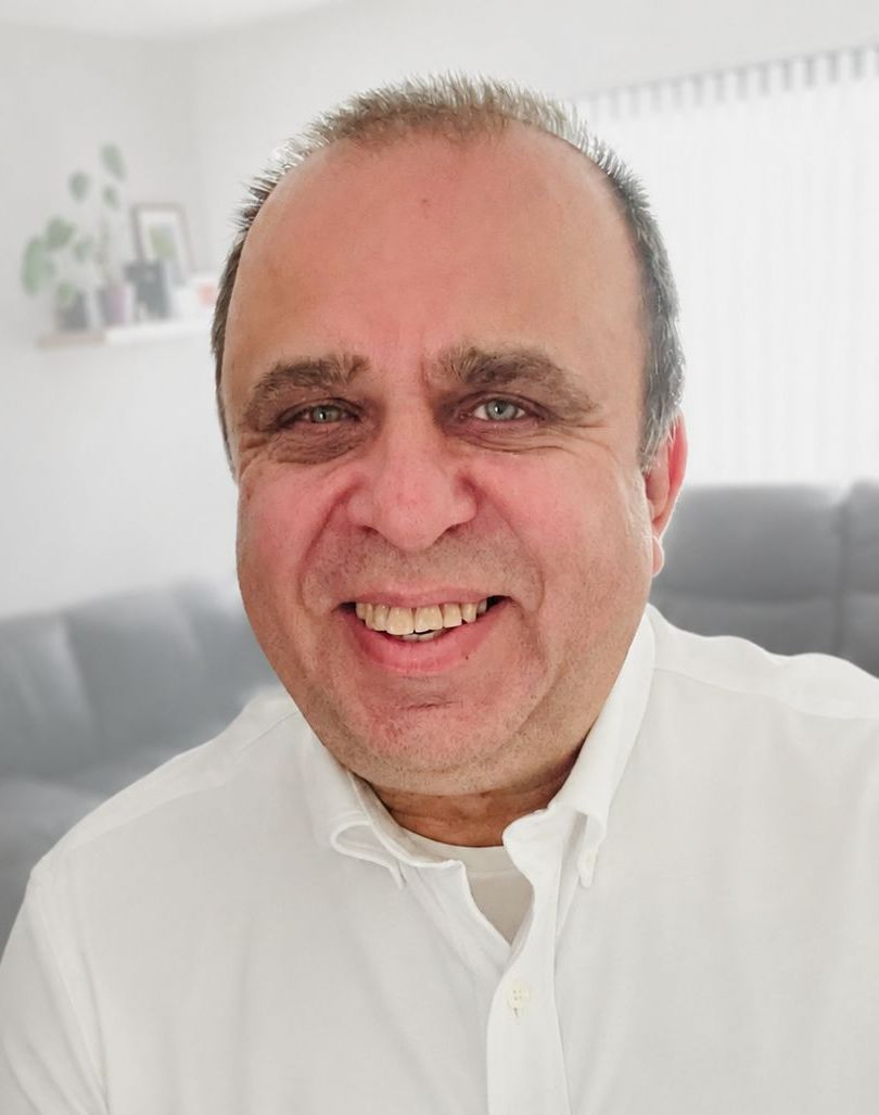 Luc Andries, technisch trainer bij Educam, benadrukt het toenemende belang van kunststofherstel binnen moderne carrosserieherstellingen