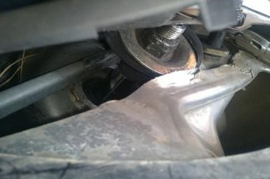 SLIJT EEN VEERPOOTLAGER