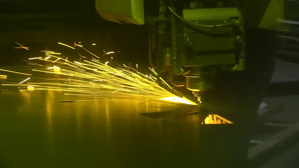 Gewapend met decennia aan laserervaring én een gedegen reputatie op vlak van servicesnelheid richt de Antwerpse firma zich voortaan ook op het onderhoud van lasersnijmachines