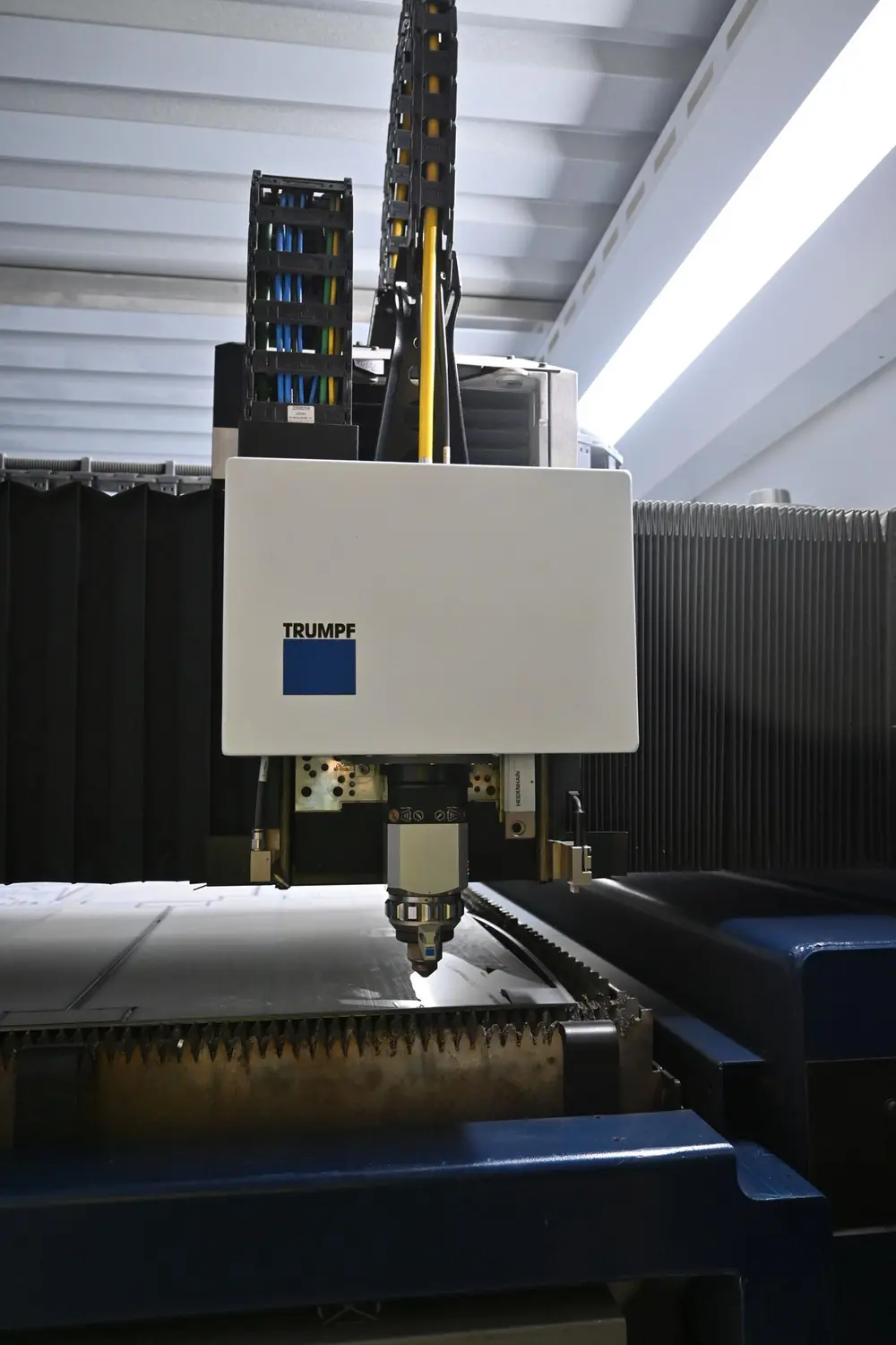 De TruDisk laserbron heeft een vermogen van 4 kW en is 100% bestand tegen reflectie