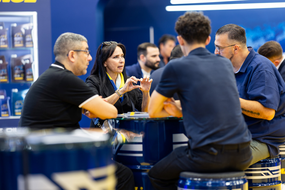 Automechanika26_03.jpg