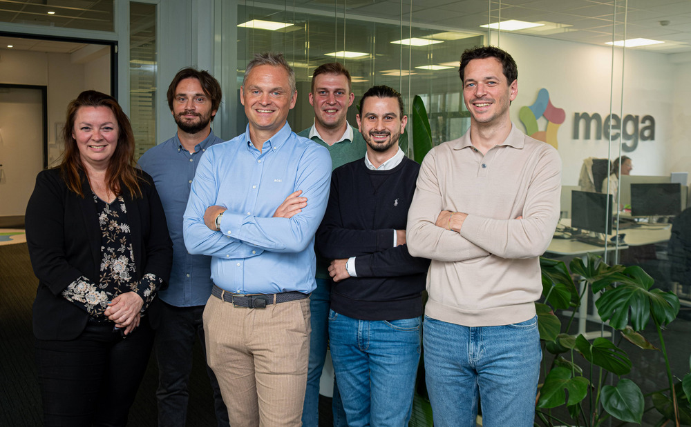 Mega_B2B_team_2026-06_HD_no-logo.jpg